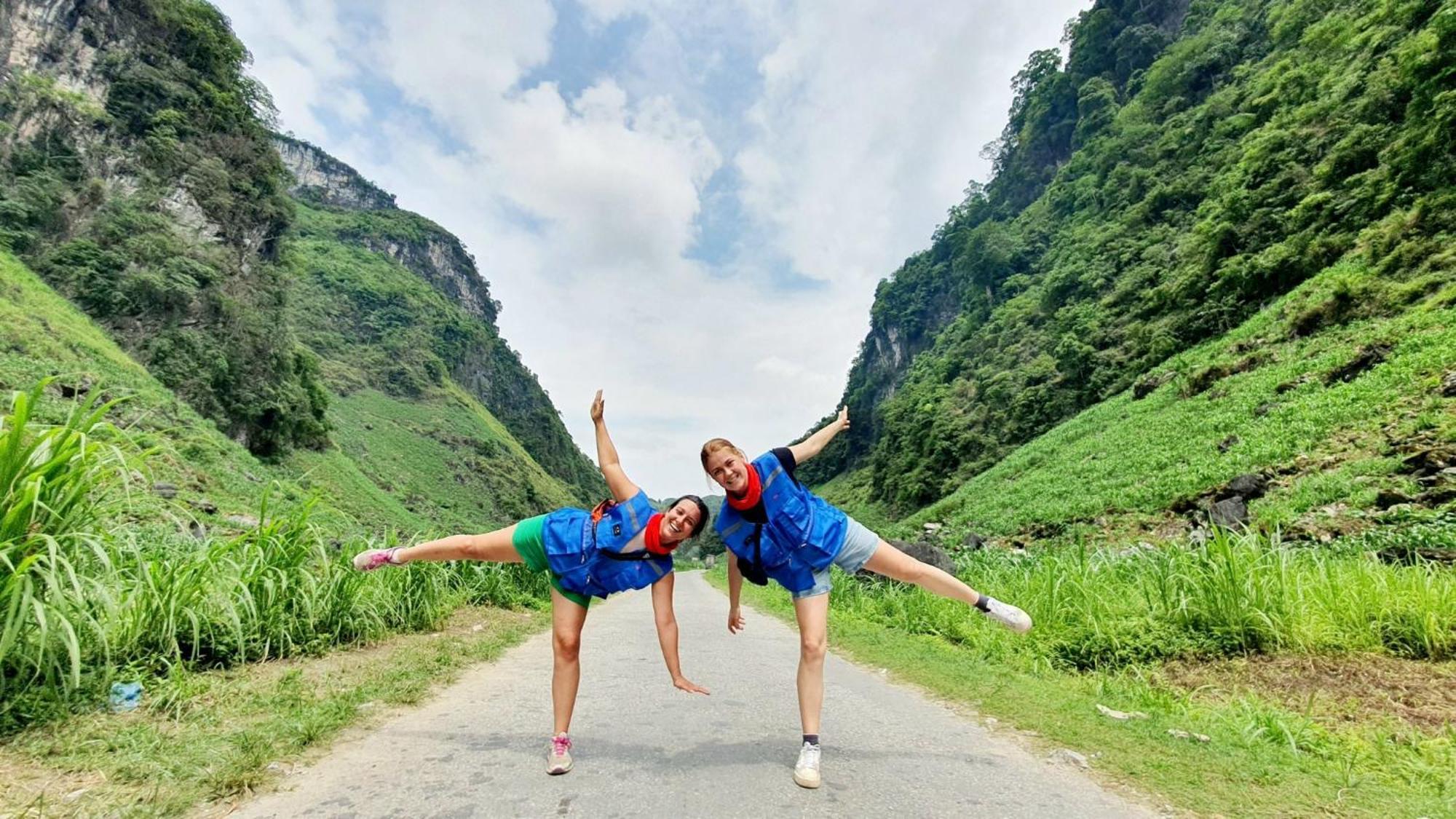 فندق Yolo Ha Giang Adventures, Motorbike And Loop Tours المظهر الخارجي الصورة