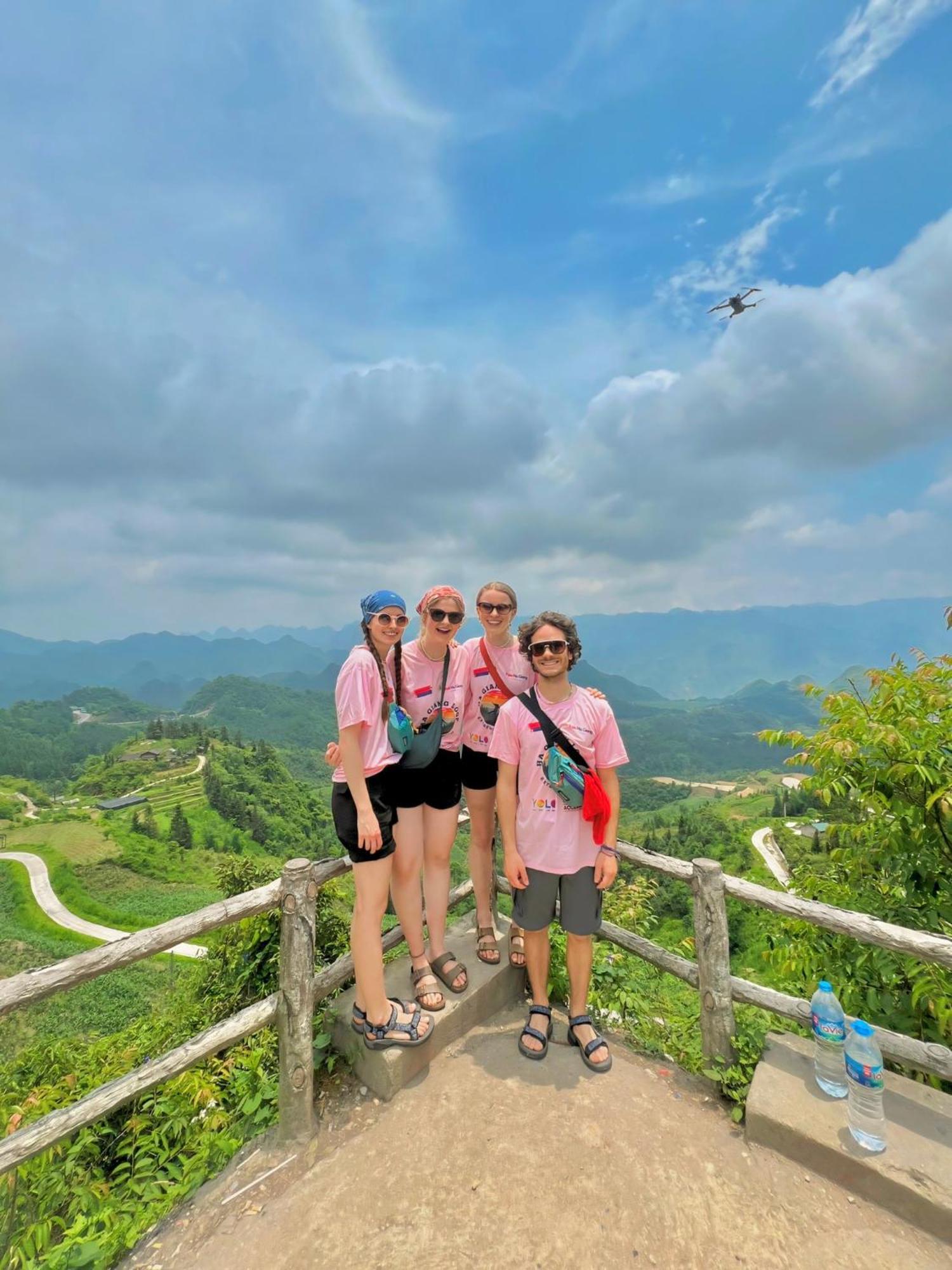 فندق Yolo Ha Giang Adventures, Motorbike And Loop Tours المظهر الخارجي الصورة