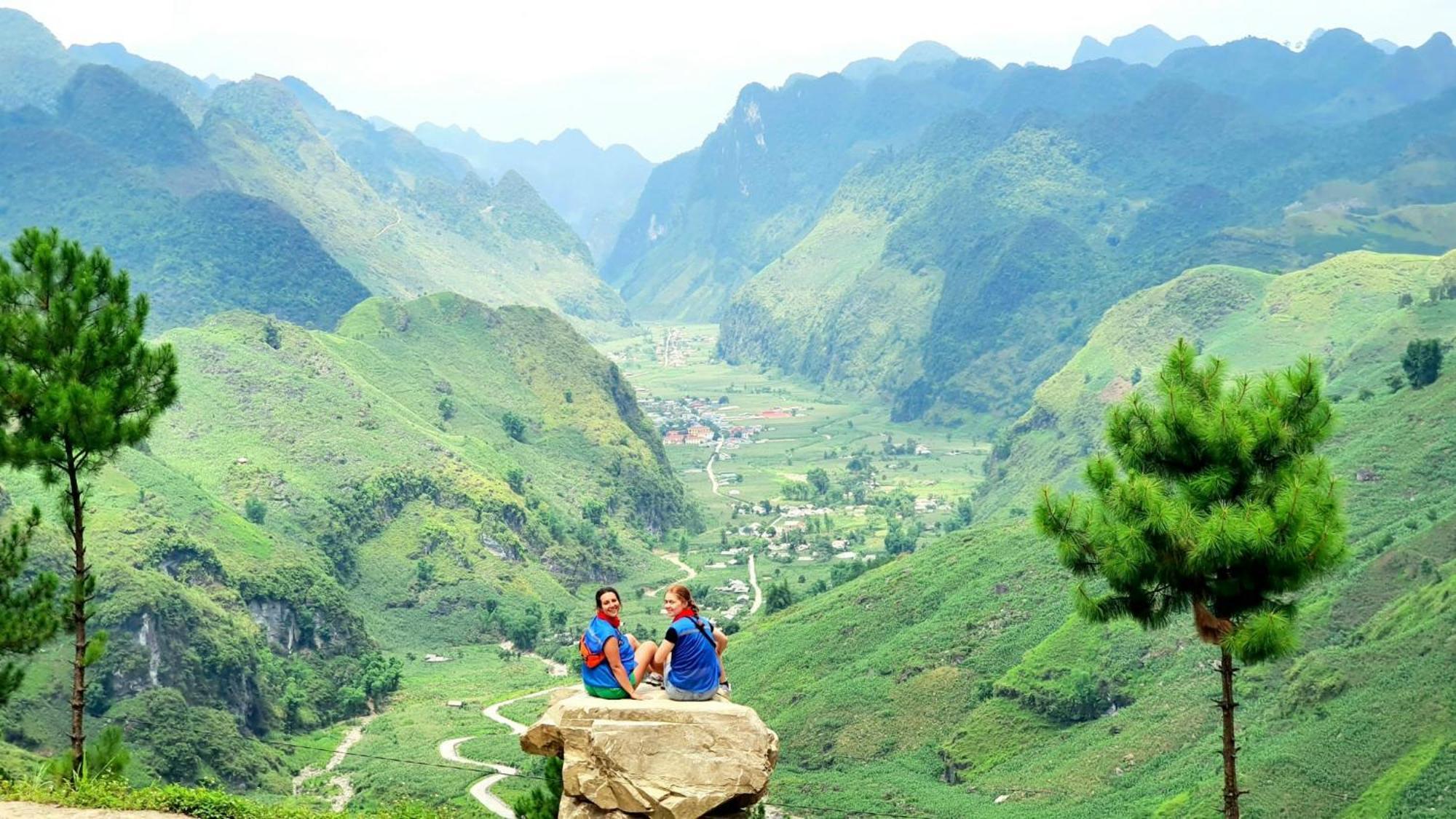 فندق Yolo Ha Giang Adventures, Motorbike And Loop Tours المظهر الخارجي الصورة