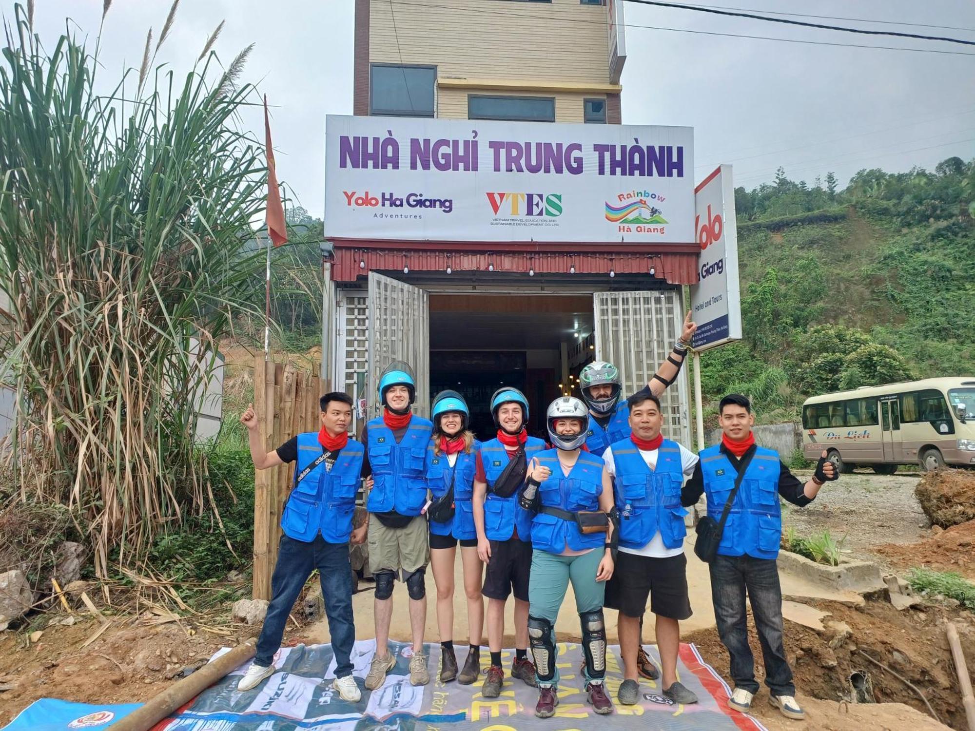 فندق Yolo Ha Giang Adventures, Motorbike And Loop Tours المظهر الخارجي الصورة