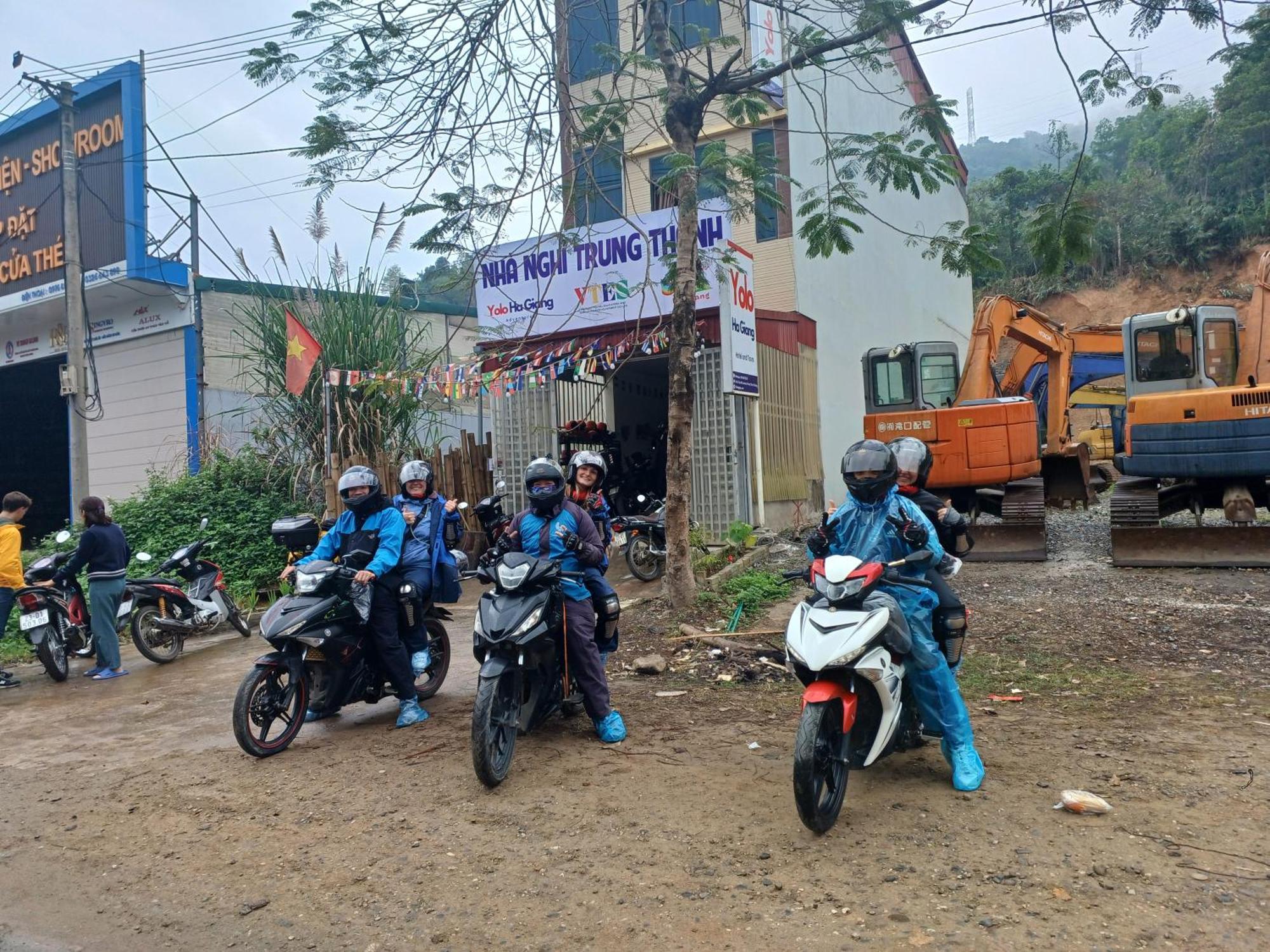 فندق Yolo Ha Giang Adventures, Motorbike And Loop Tours المظهر الخارجي الصورة