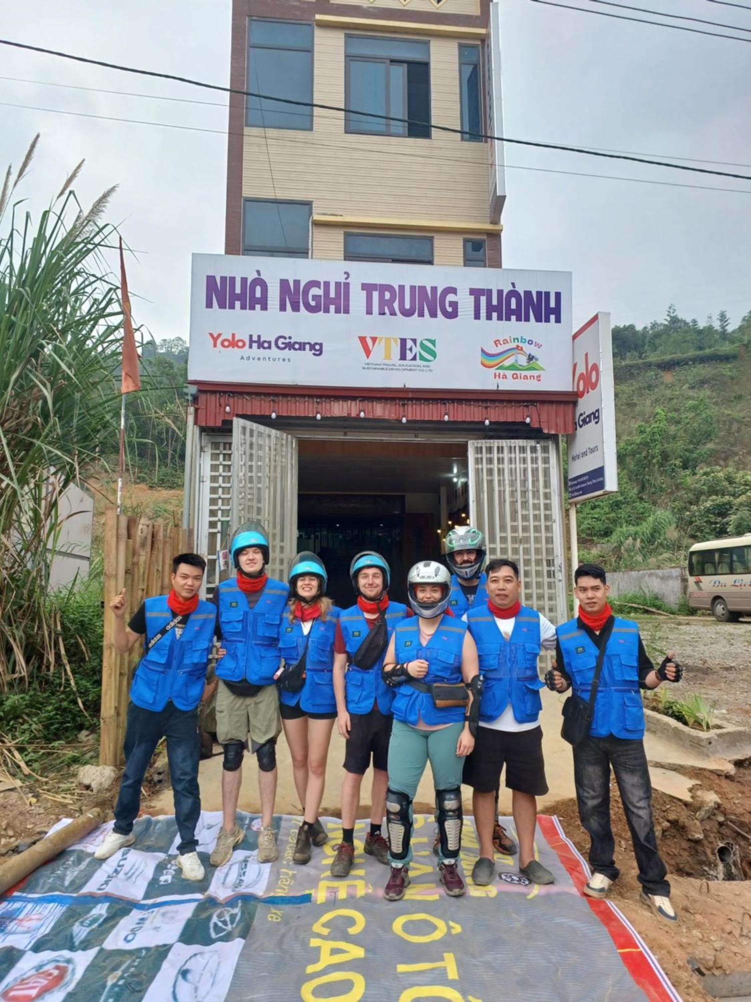 فندق Yolo Ha Giang Adventures, Motorbike And Loop Tours المظهر الخارجي الصورة