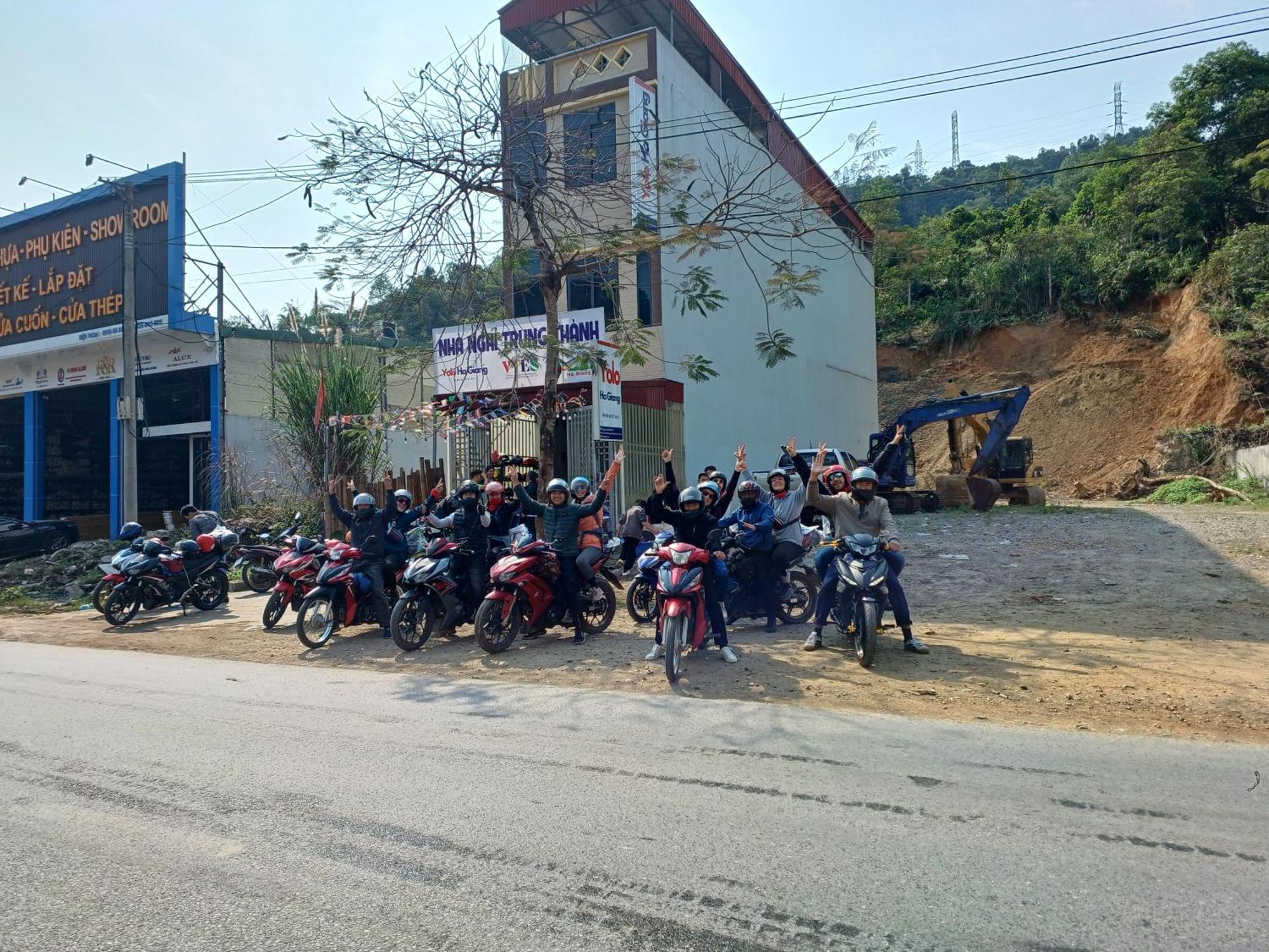 فندق Yolo Ha Giang Adventures, Motorbike And Loop Tours المظهر الخارجي الصورة