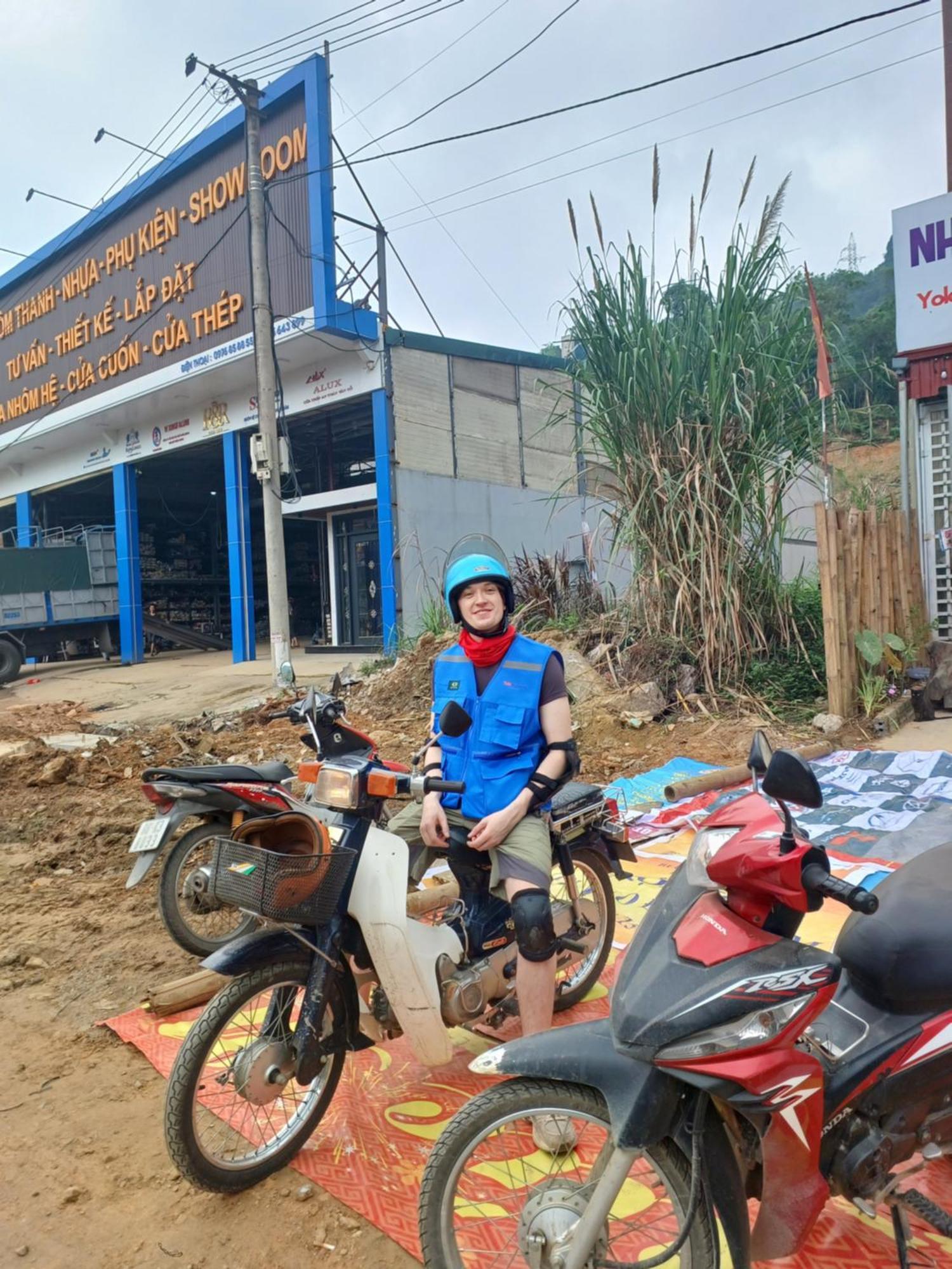 فندق Yolo Ha Giang Adventures, Motorbike And Loop Tours المظهر الخارجي الصورة