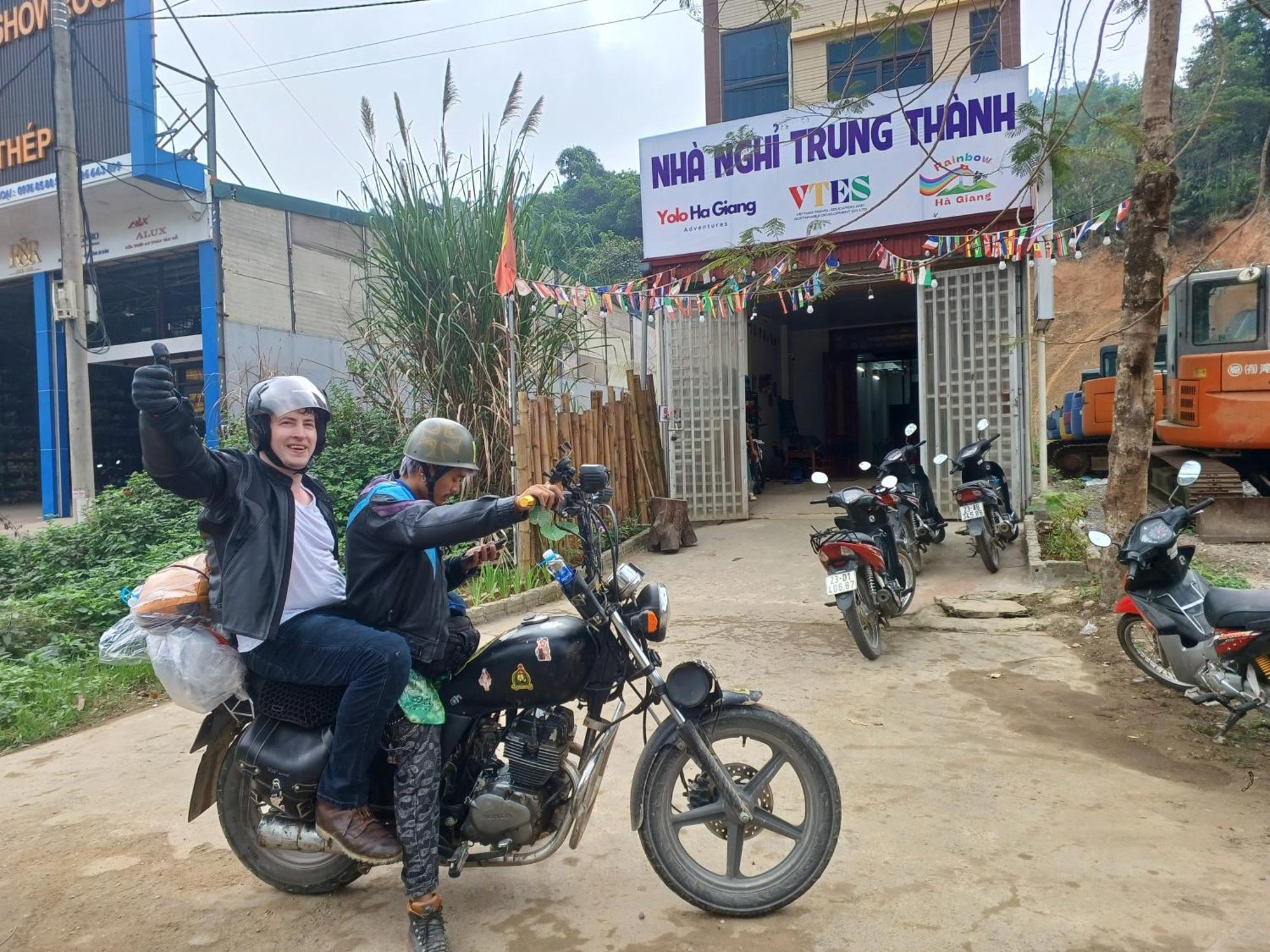 فندق Yolo Ha Giang Adventures, Motorbike And Loop Tours المظهر الخارجي الصورة